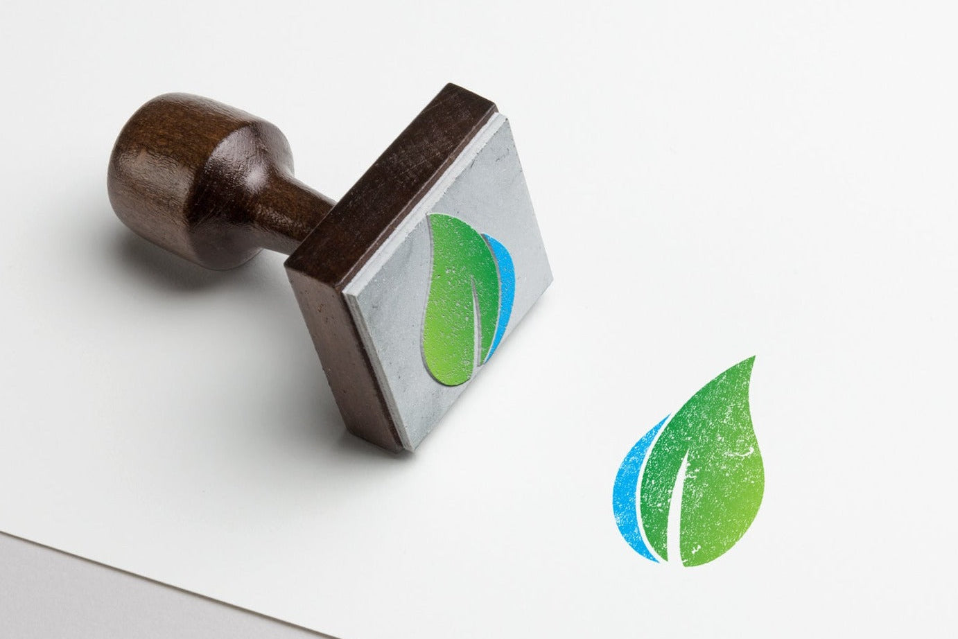 Lawn Care Logo Design | Logo Design | Landscaping Logo | Lawn Maintenance Logo | Leaf Design | Leaf Logo